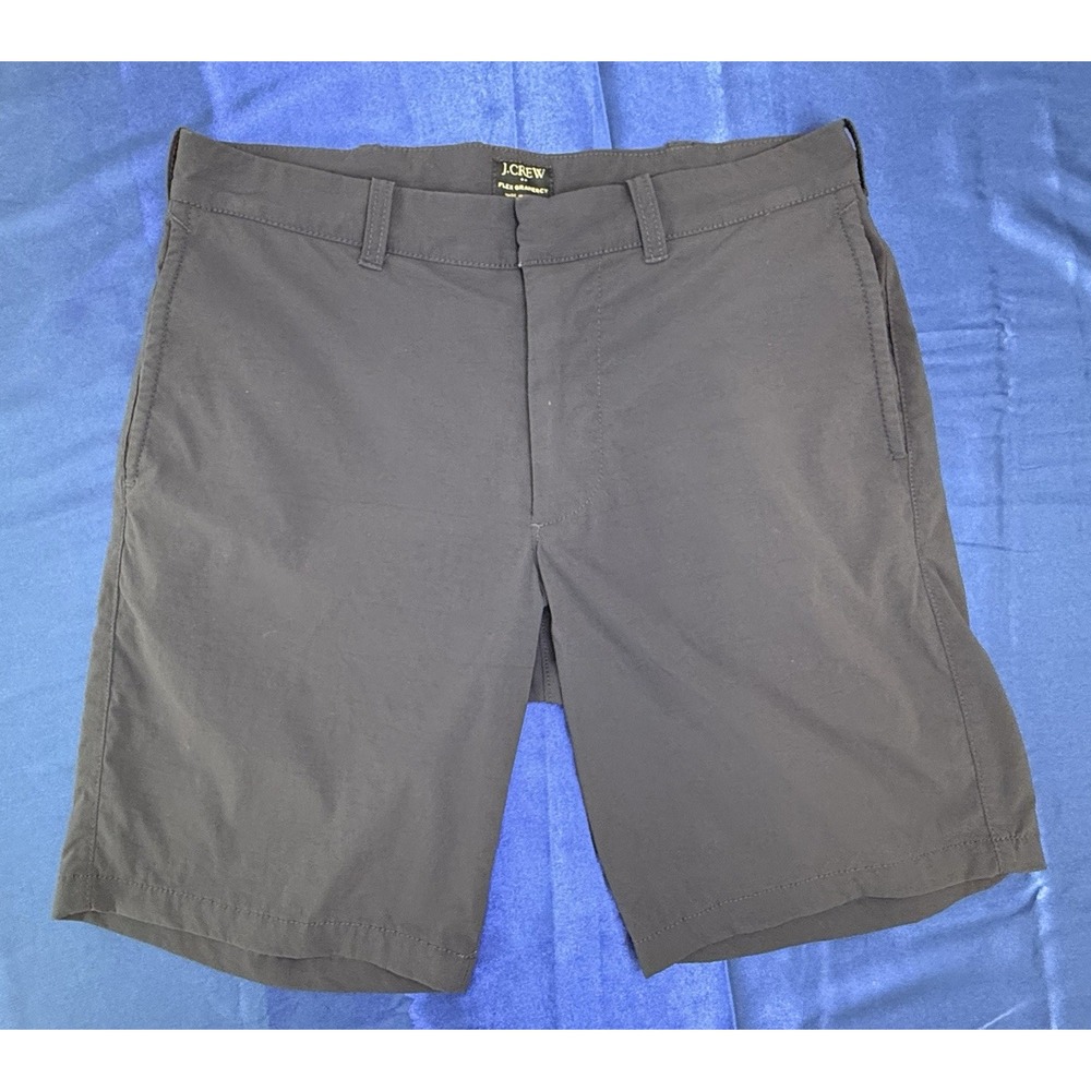 J. Crew Men's Size 30 Flex Gramercy Navy Blue Tech Polyester Shorts - 9" Inseam